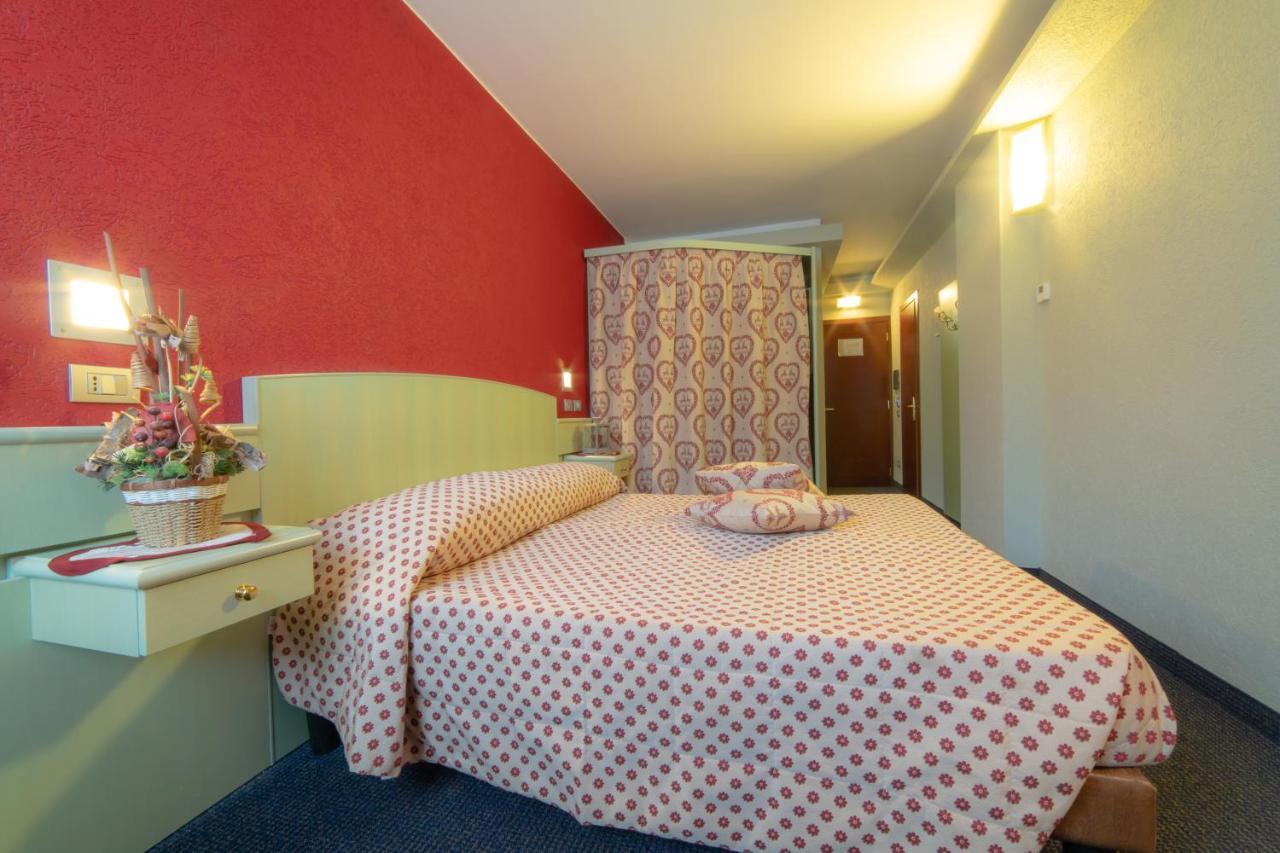 Hotel Astoria Breuil-Cervinia Esterno foto