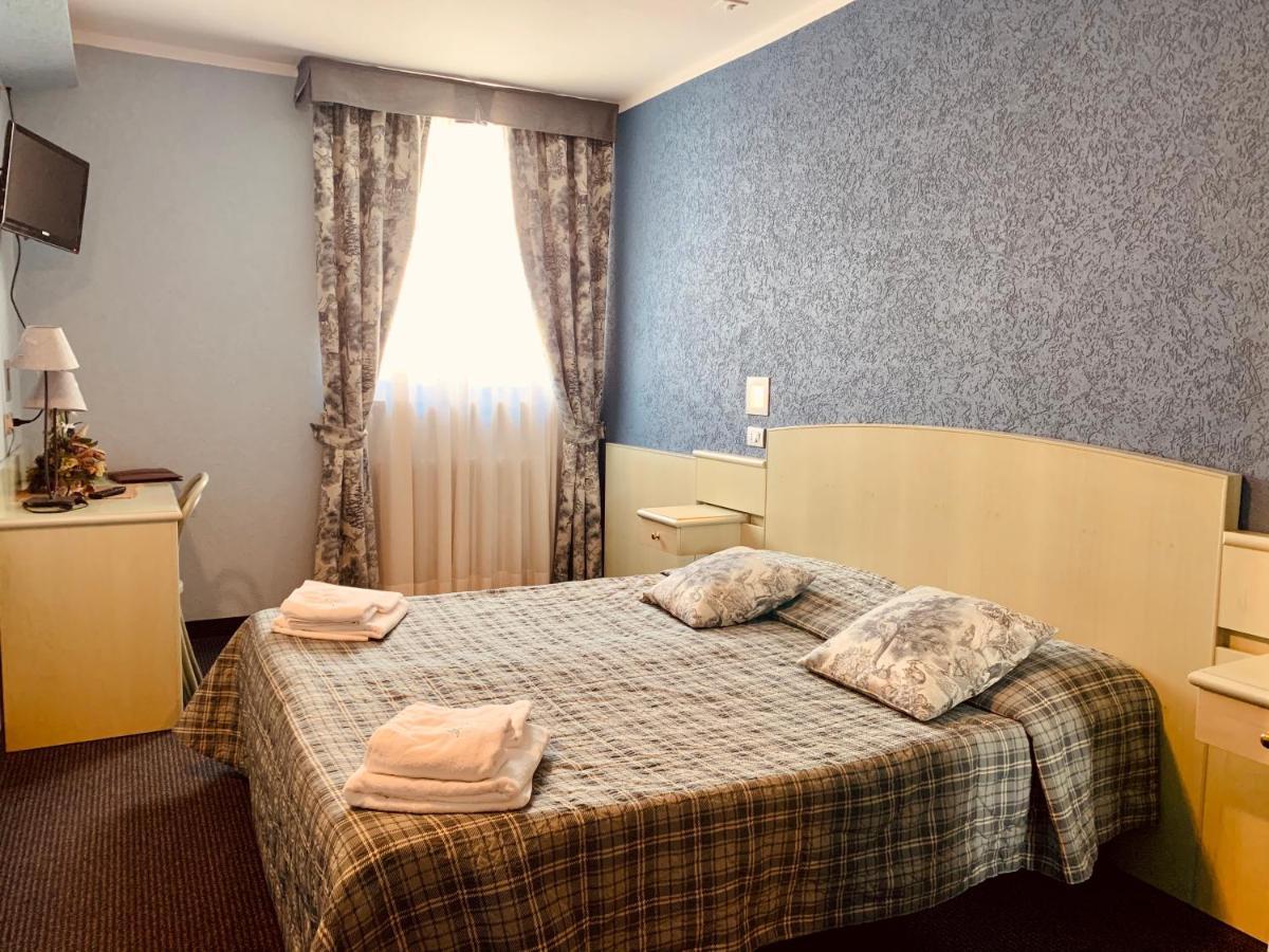 Hotel Astoria Breuil-Cervinia Esterno foto
